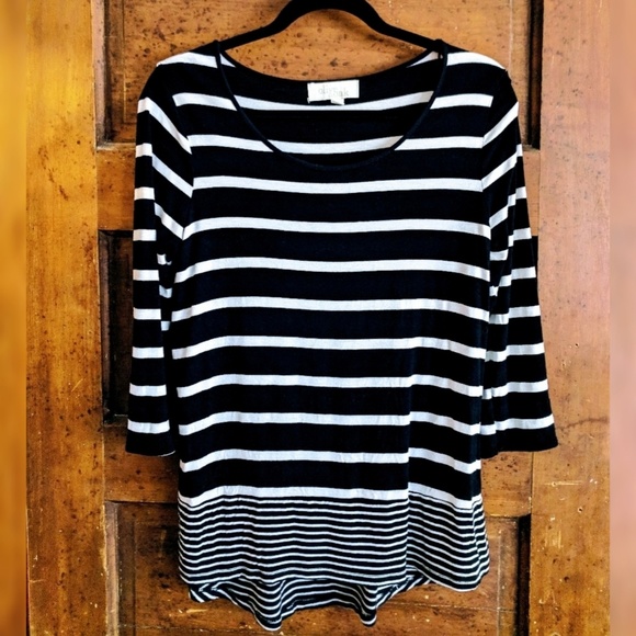 Black and White Stripe 3/4 Sleeve Tee Olive & Oak - Picture 1 of 3